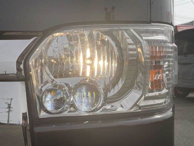 TOYOTA HIACE VAN 2WD 2019 Image 31