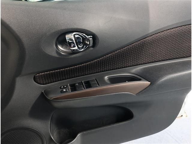 NISSAN NOTE 2017 Image 31