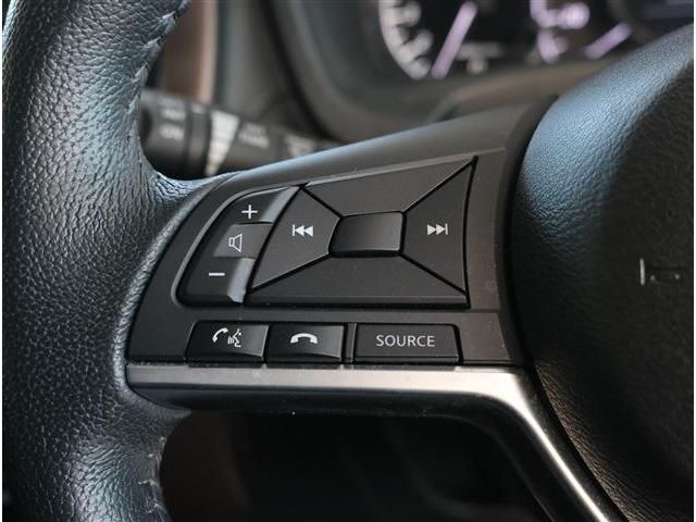 NISSAN NOTE 2017 Image 31