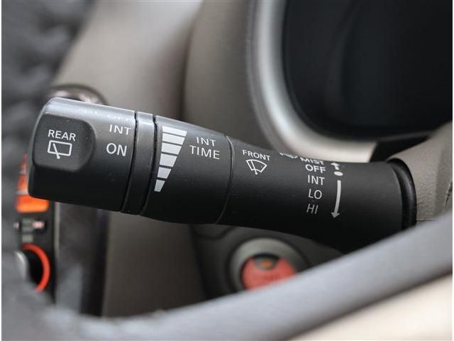 NISSAN MARCH 2013 Image 31