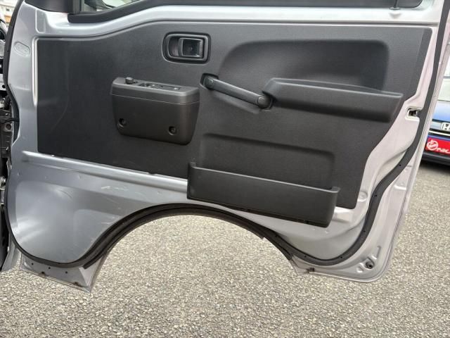 DAIHATSU HIJET TRUCK 4WD 2022 Image 31