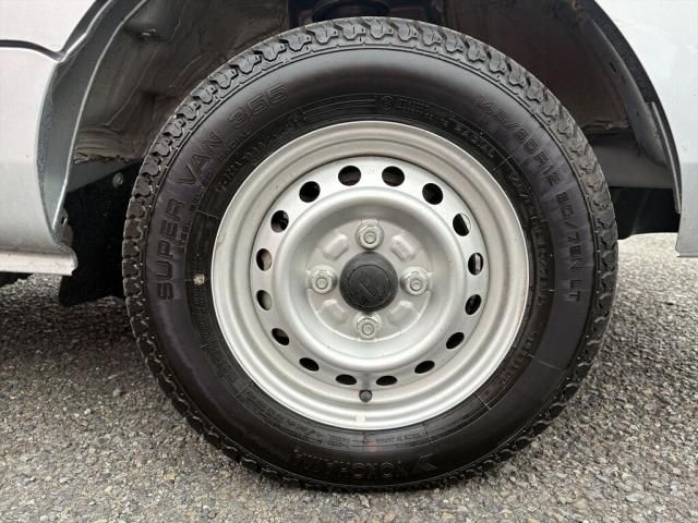 DAIHATSU HIJET TRUCK 4WD 2022 Image 31