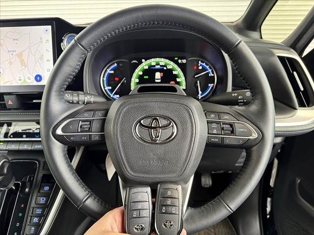 TOYOTA VOXY HYBRID 2022 Image 31