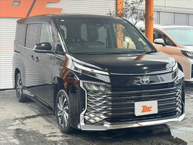 TOYOTA VOXY HYBRID 2022 Image 31