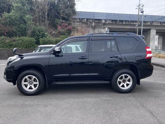 TOYOTA LANDCRUISER PRADO 2016 Image 31