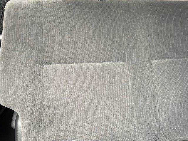 TOYOTA REGIUSACE VAN 2WD 2013 Image 31