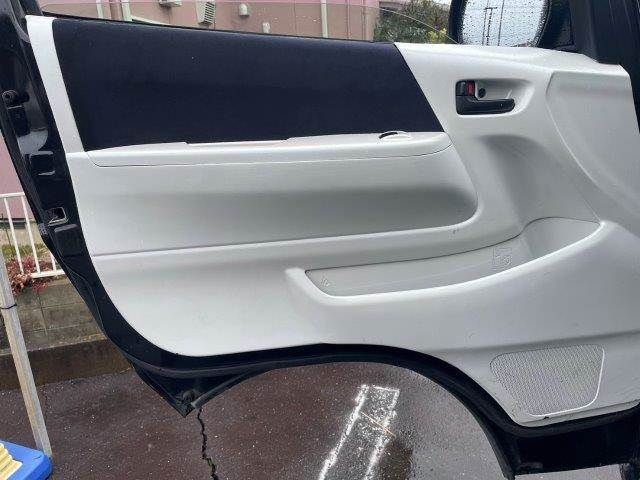 TOYOTA REGIUSACE VAN 2WD 2013 Image 31