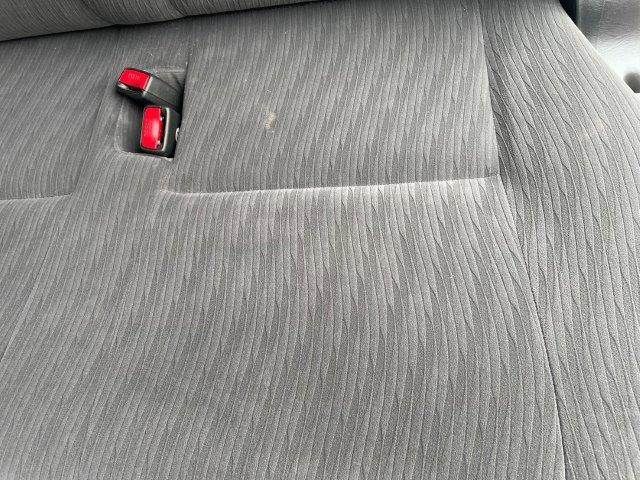 TOYOTA REGIUSACE VAN 2WD 2013 Image 31