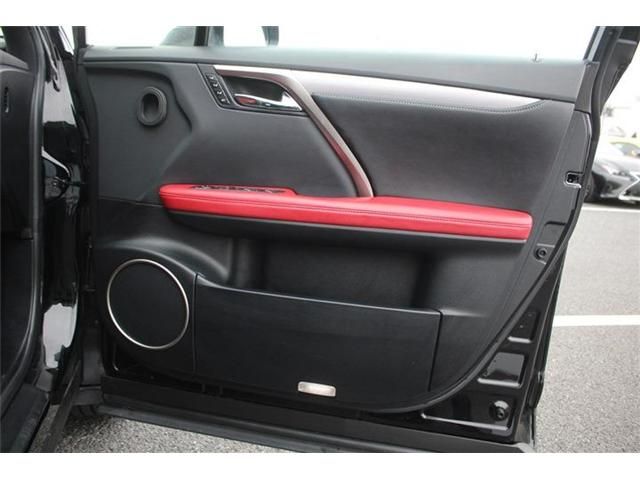 TOYOTA LEXUS RX300 AWD 2020 Image 31