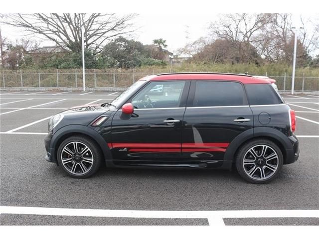 BMW MINI CROSSOVER 2015 Image 31