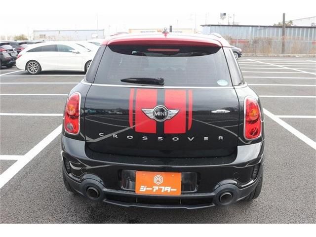 BMW MINI CROSSOVER 2015 Image 31