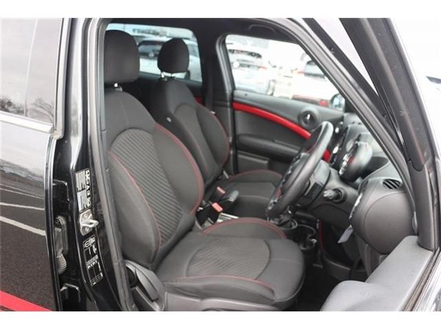 BMW MINI CROSSOVER 2015 Image 31