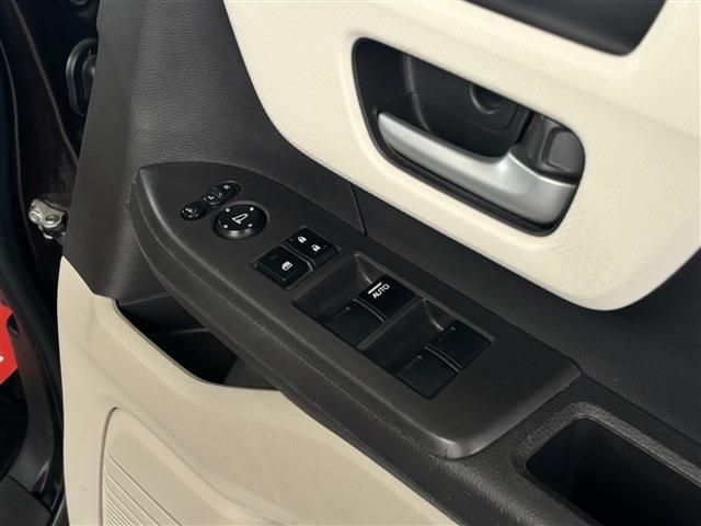 HONDA N BOX 4WD 2019 Image 31