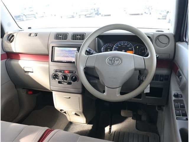 TOYOTA PIXIS SPACE 2013 Image 31