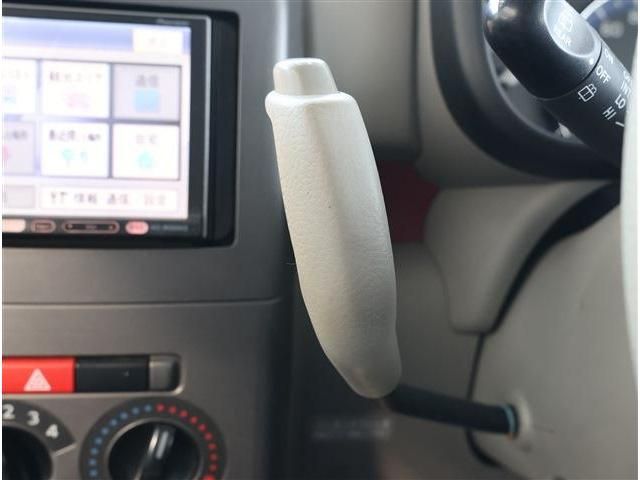 TOYOTA PIXIS SPACE 2013 Image 31