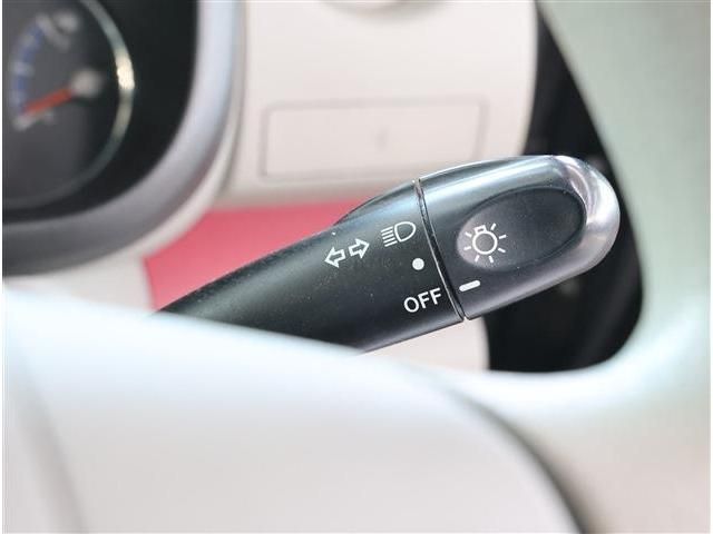 TOYOTA PIXIS SPACE 2013 Image 31