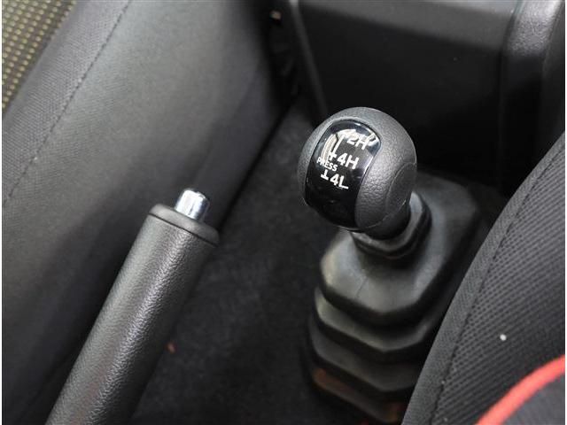 SUZUKI JIMNY NOMADE 2025 Image 31