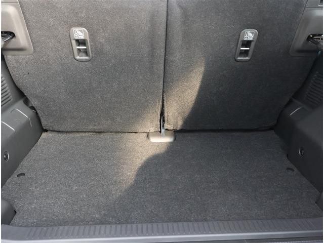 SUZUKI JIMNY NOMADE 2025 Image 31