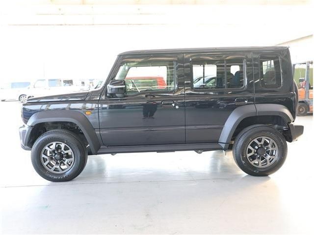 SUZUKI JIMNY NOMADE 2025 Image 31