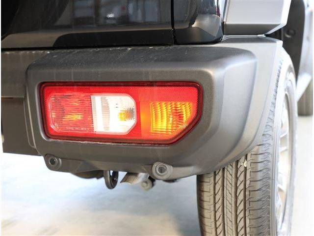 SUZUKI JIMNY NOMADE 2025 Image 31