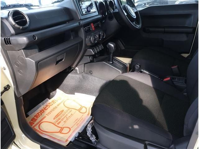 SUZUKI JIMNY NOMADE 2025 Image 31