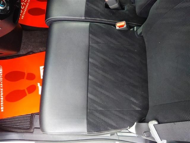 DAIHATSU TANTO CUSTOM 2014 Image 31