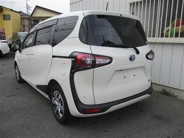 TOYOTA SIENTA HYBRID 2020 Image 31