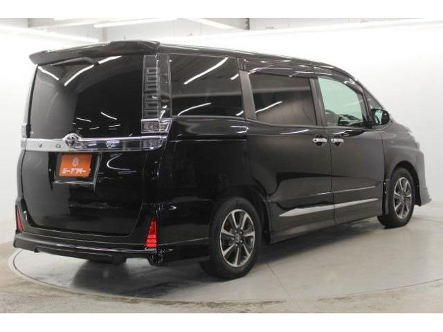 TOYOTA VOXY 2018 Image 31