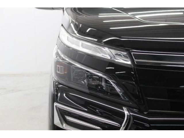 TOYOTA VOXY 2018 Image 31