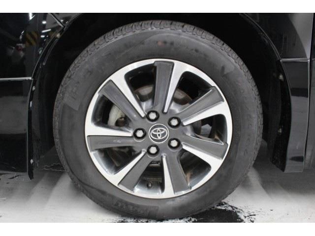 TOYOTA VOXY 2018 Image 31