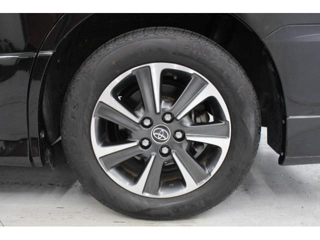 TOYOTA VOXY 2018 Image 31