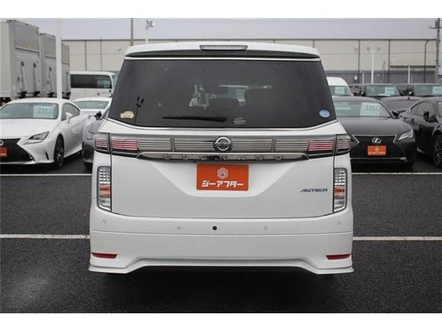 NISSAN ELGRAND  4WD 2021 Image 31