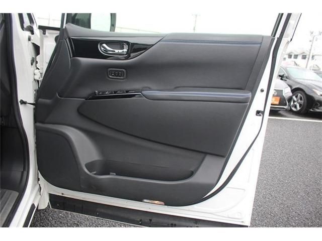 NISSAN ELGRAND  4WD 2021 Image 31