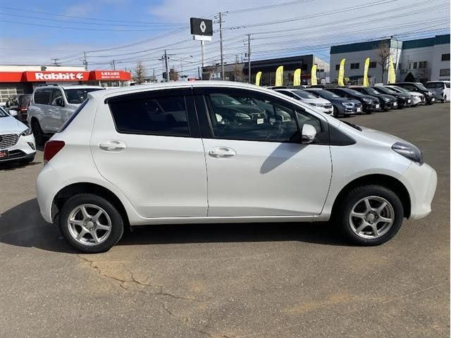 TOYOTA VITZ  4WD 2014 Image 31