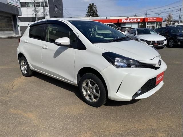 TOYOTA VITZ  4WD 2014 Image 31