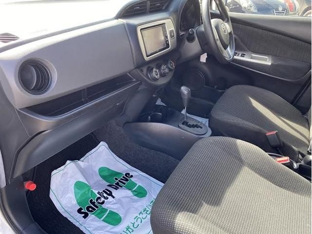 TOYOTA VITZ  4WD 2014 Image 31