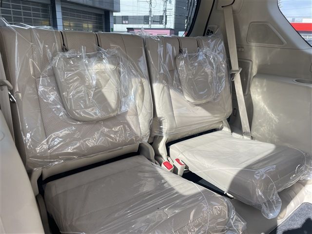 TOYOTA LANDCRUISER PRADO 2023 Image 31