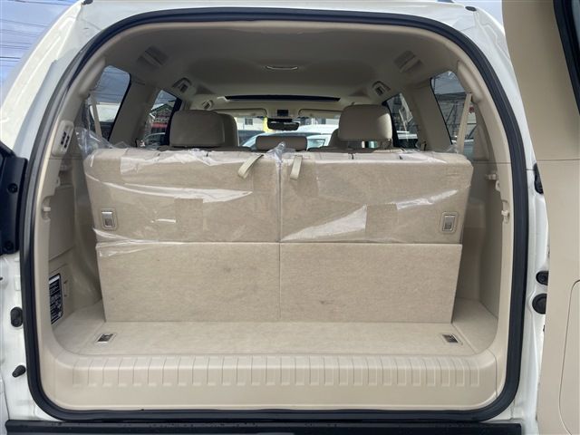 TOYOTA LANDCRUISER PRADO 2023 Image 31