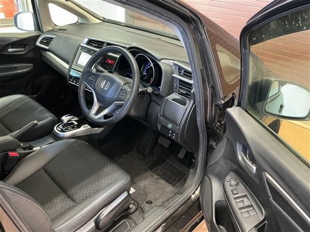 HONDA FIT HYBRID 2015 Image 31