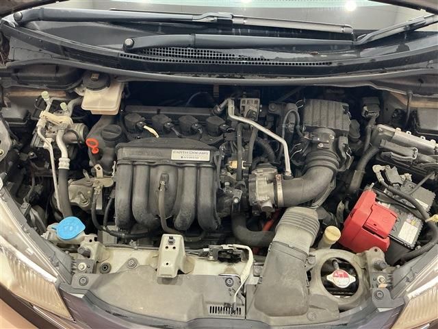 HONDA FIT HYBRID 2015 Image 31