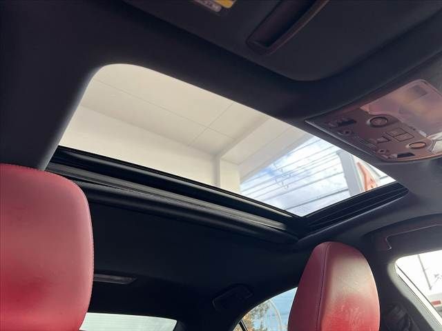 TOYOTA LEXUS IS300H 2013 Image 31