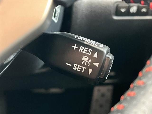 TOYOTA LEXUS IS300H 2013 Image 31