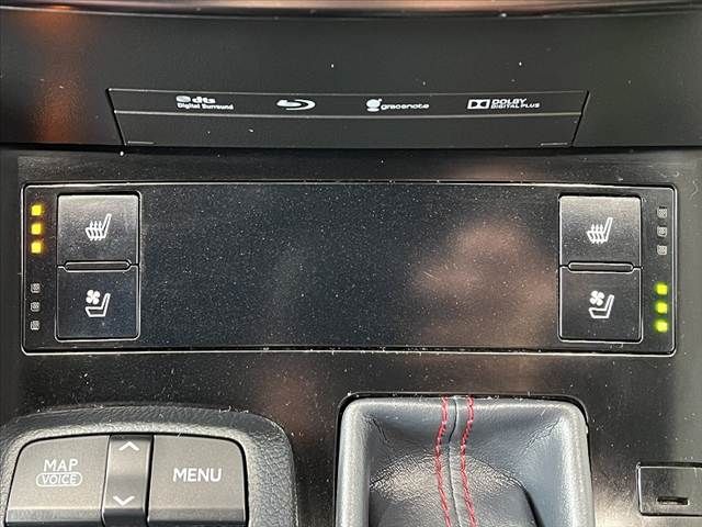 TOYOTA LEXUS IS300H 2013 Image 31