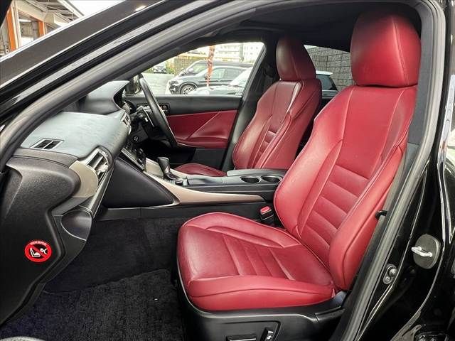 TOYOTA LEXUS IS300H 2013 Image 31