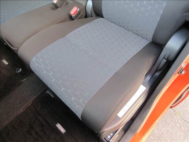 DAIHATSU WAKE 2015 Image 31