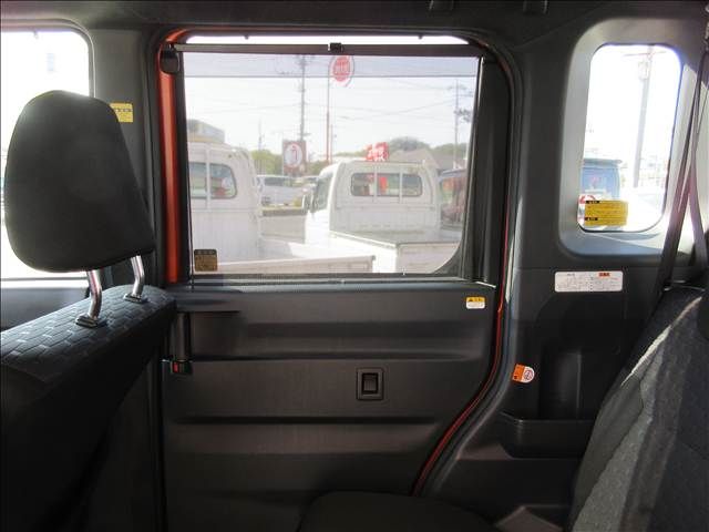 DAIHATSU WAKE 2015 Image 31