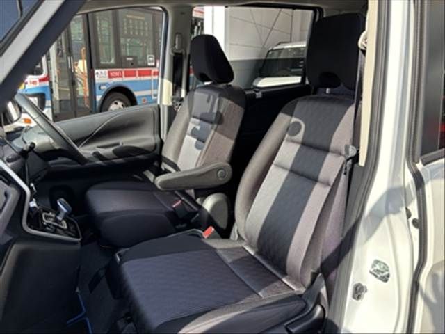 NISSAN SERENA  WG 2019 Image 31