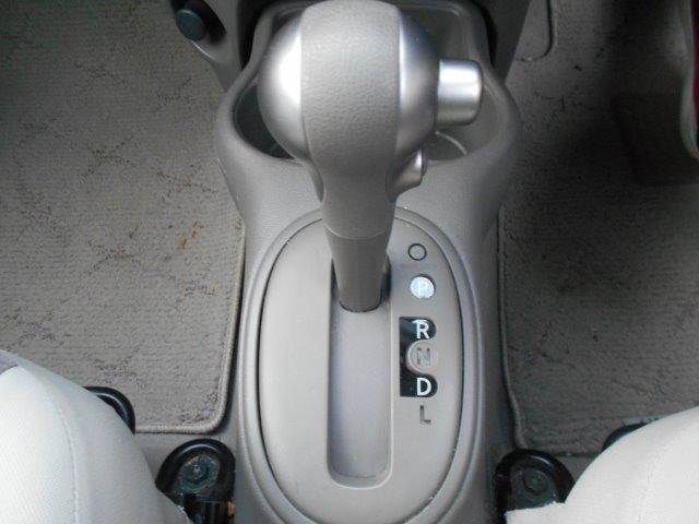 NISSAN MARCH 2013 Image 31