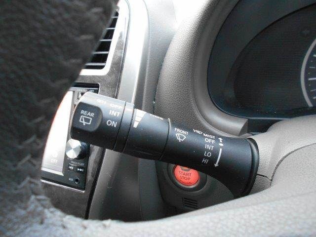 NISSAN MARCH 2013 Image 31