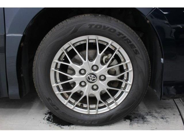 TOYOTA NOAH HYBRID 2017 Image 31